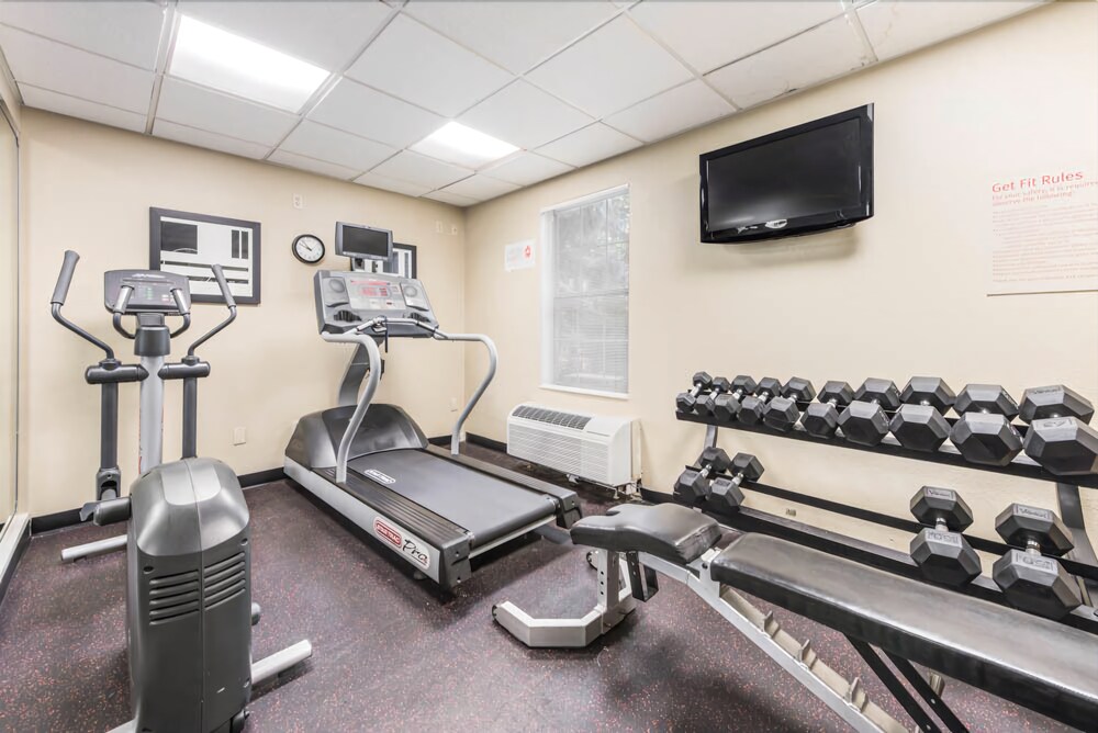 Towneplace Suites by Marriott Cincinnati Blue Ash - photo 26
