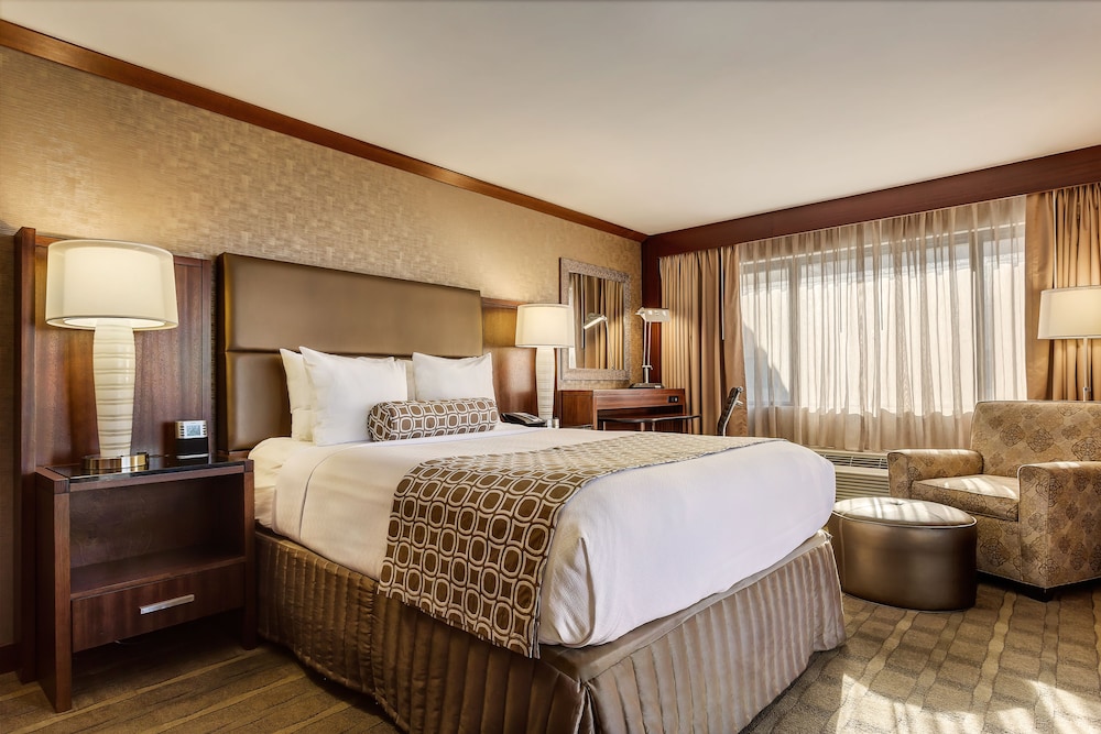 Crowne Plaza Hotel Foster City San Mateo by IHG - photo 9
