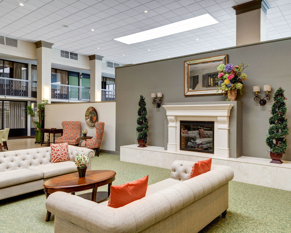 Clarion Inn & Suites Conference Center - photo 16