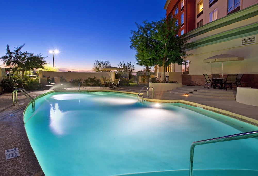 Holiday Inn Hotel & Suites Phoenix Airport By Ihg - photo 26
