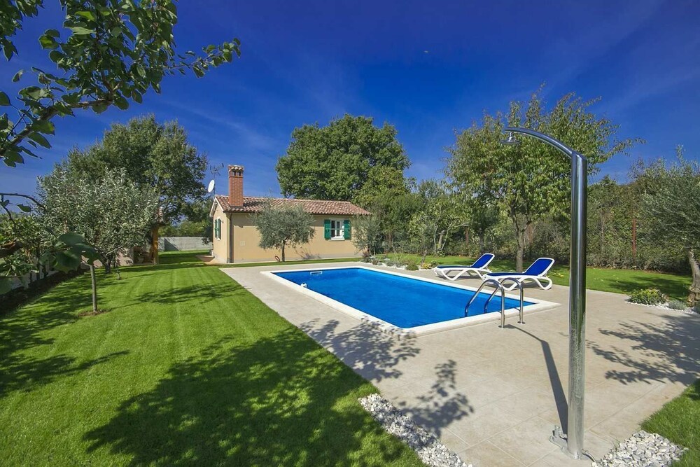 Villa Oliva — 4-Star Luxury Hotel in Porec, Croatia