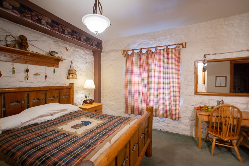 Stone Mill Hotel & Suites - photo 48