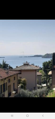 Valle Fiorita 42 Lake View Studio — hotel in Gardone Riviera