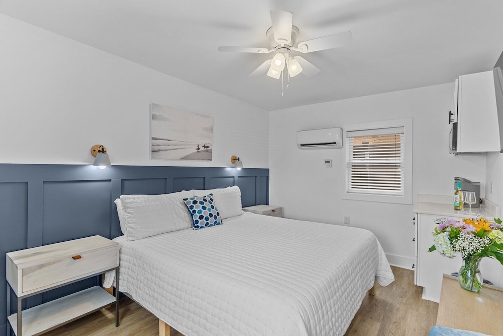 The Beach House at Oak Island by Carolina Resorts - photo 18