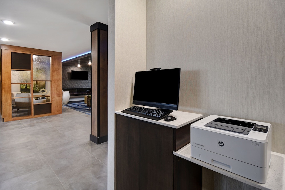 Fairfield Inn & Suites by Marriott Grand Rapids Wyoming - photo 33