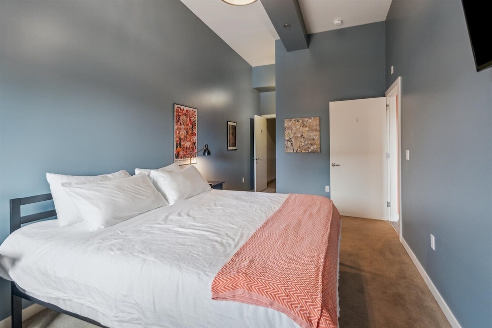 Violet Suites PDX - photo 21