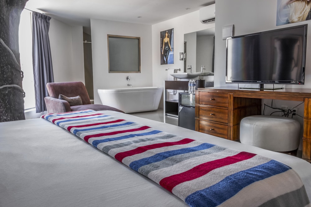 MayaFair Design Hotel