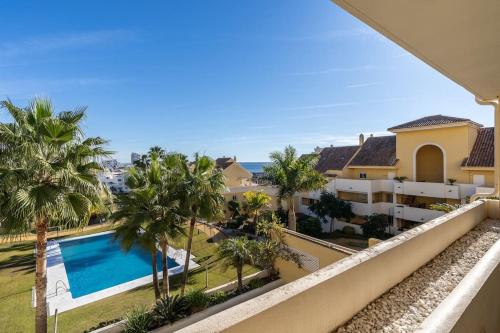 Ar12 Puerto Alto — Estepona