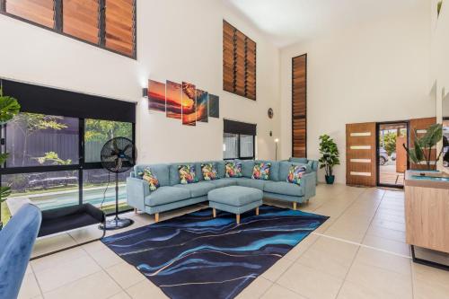 Dolphin Dreamin’ with plunge pool in Agnes Water, Australia