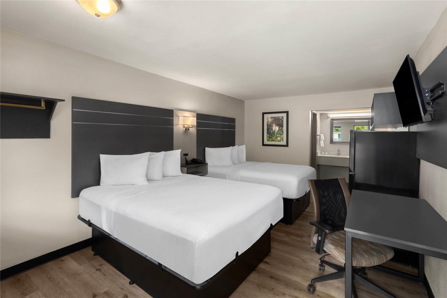 Baymont by Wyndham Dothan - photo 25
