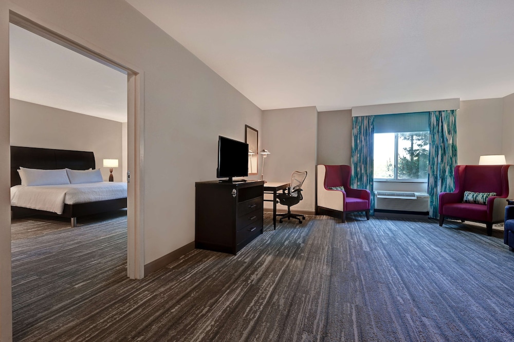 Hilton Garden Inn San Bernardino - photo 31