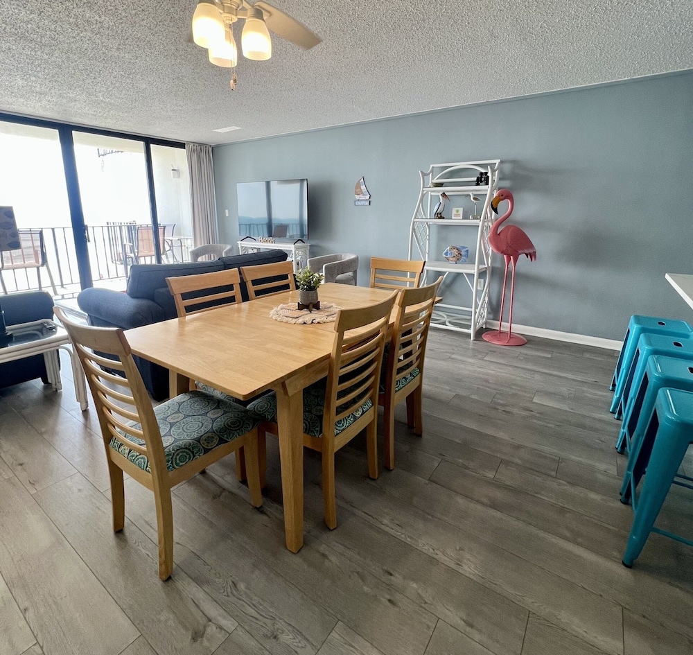 Royal Garden Resort 301 3 Bedroom Condo by RedAwning - photo 21