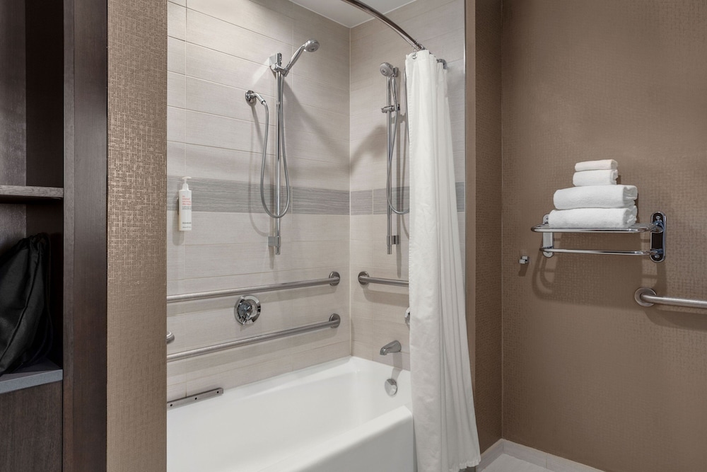 Boston Marriott Cambridge - photo 20