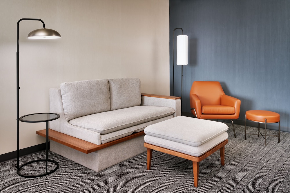 Courtyard by Marriott Ames - photo 9