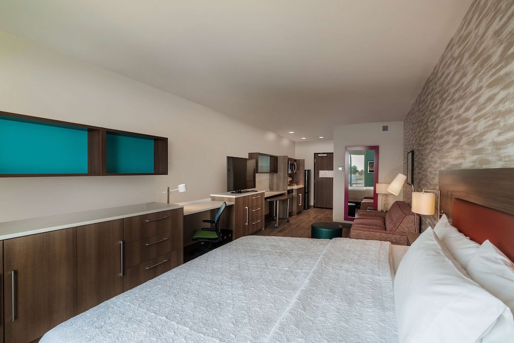 Home2 Suites by Hilton Riverside March Air Force Base - photo 6