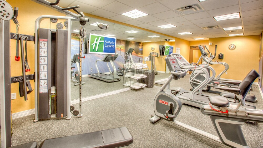 Holiday Inn Express Wichita South by IHG - photo 23