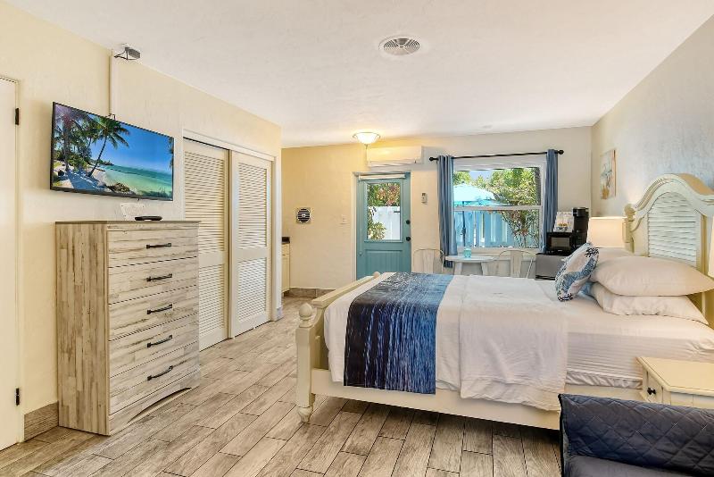Siesta Key Palms Resort - photo 242