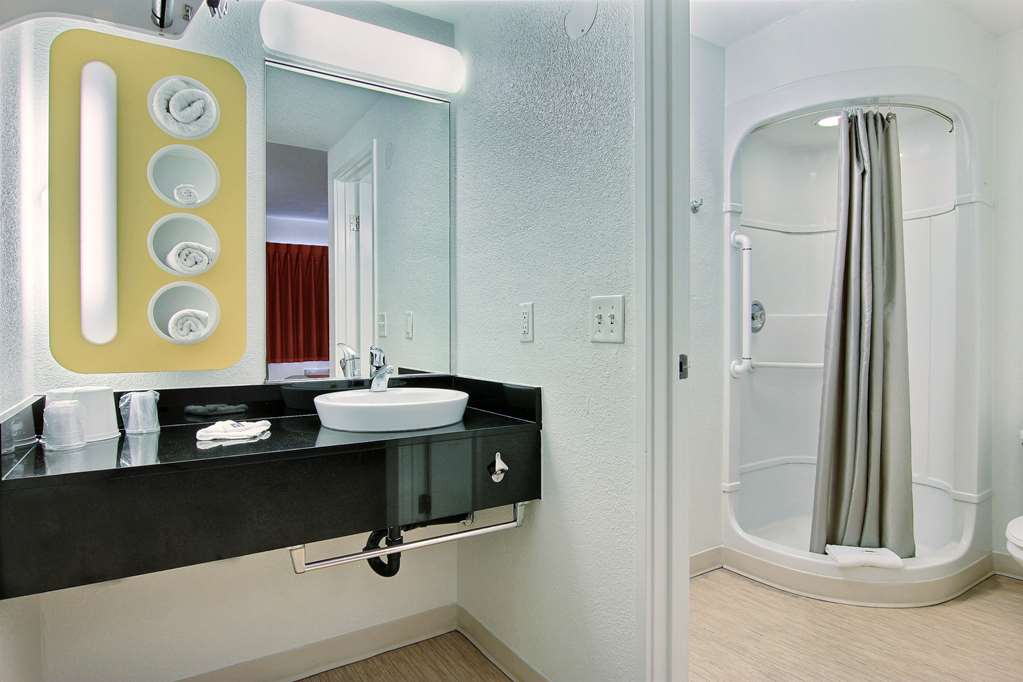 Motel 6 Corpus Christi TX East North Padre Island - photo 26