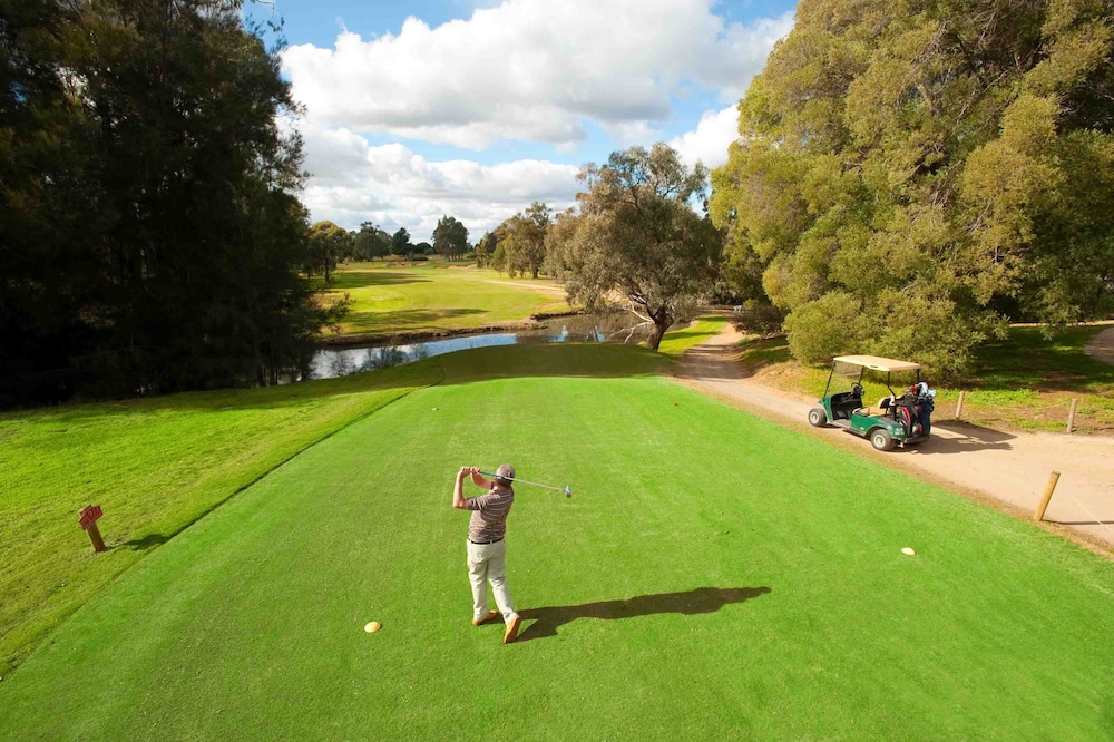 cluBarham Golf Resort in Barham, Australia