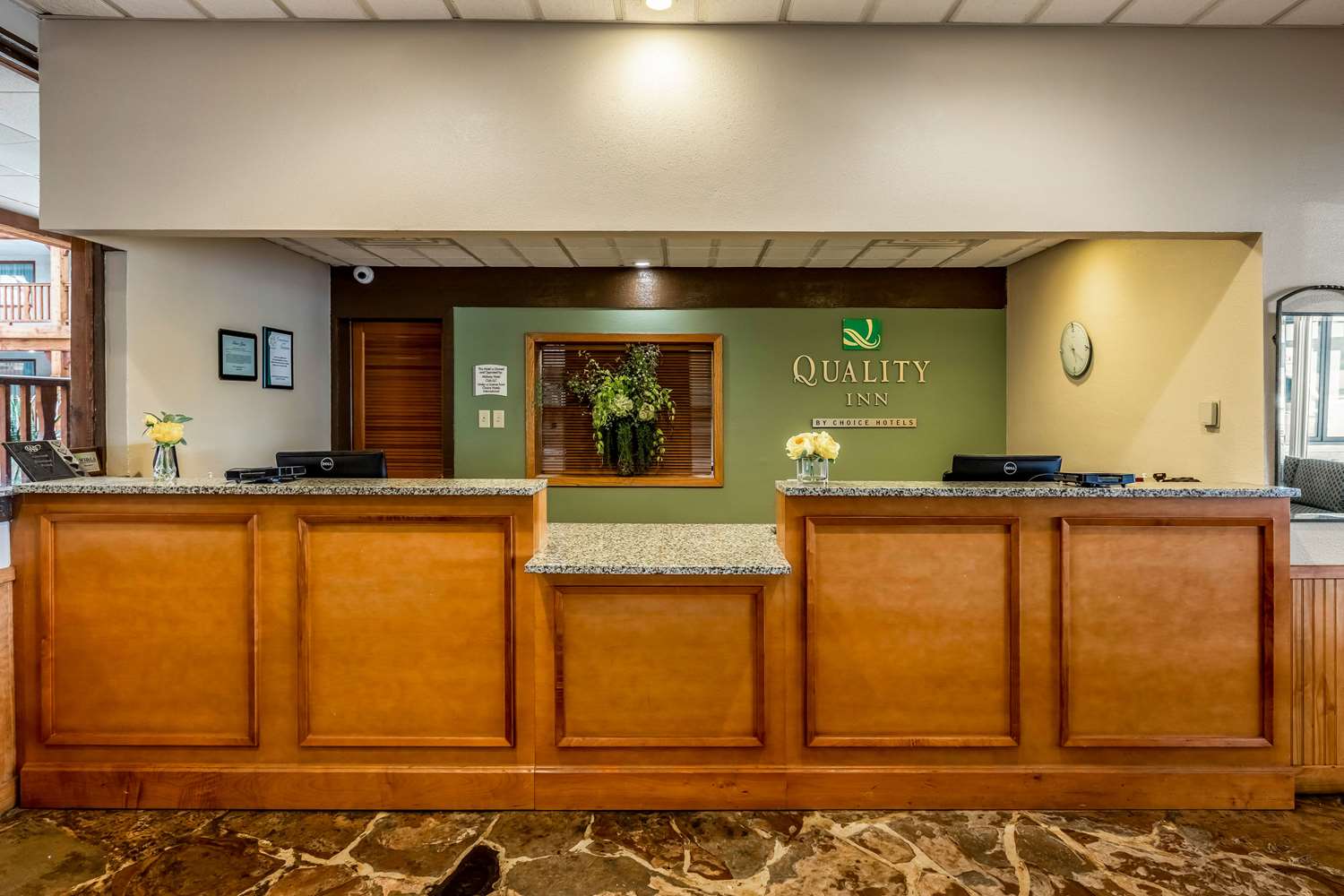 Wausau Inn - photo 18