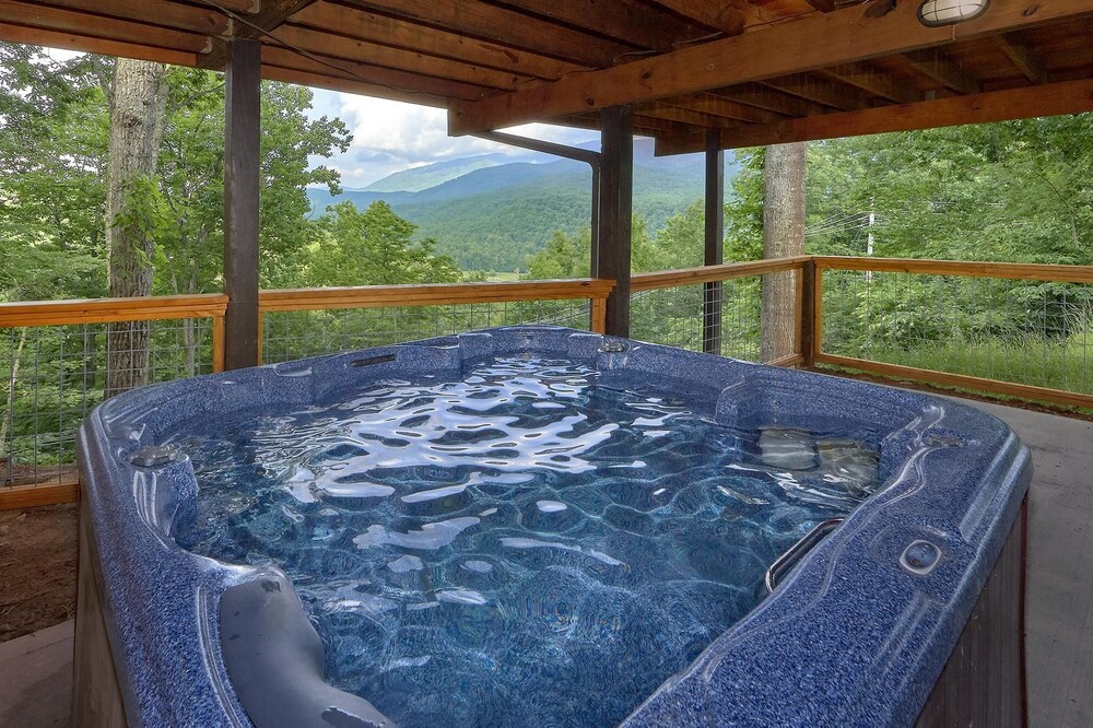 This Magic Moment Holiday home 5 — 4-Star Luxury Hotel in Gatlinburg, United States