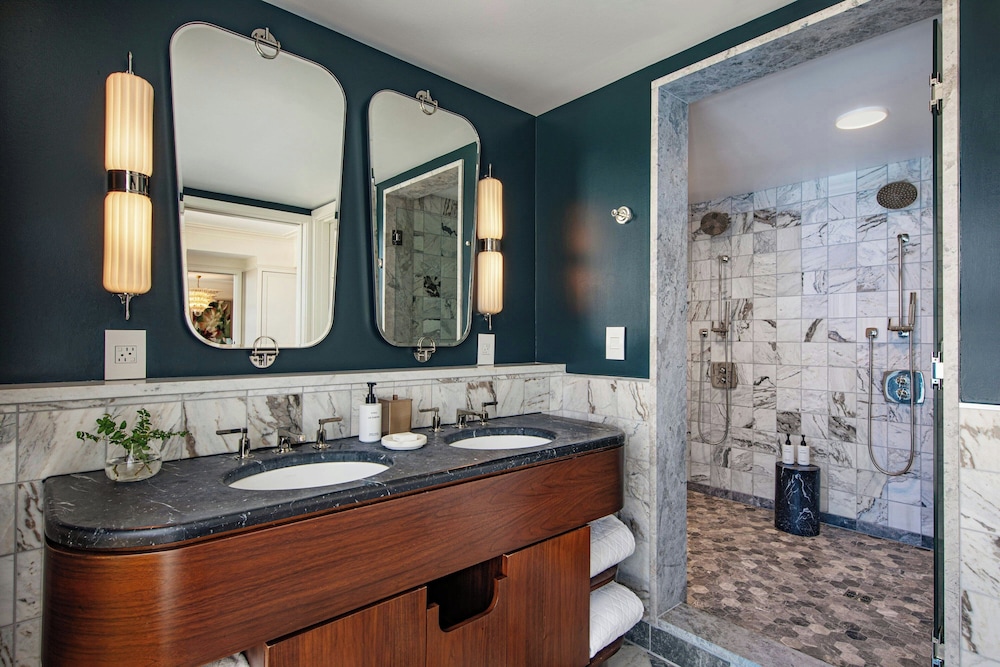 Perry Lane Hotel A Luxury Collection Hotel Savannah - photo 39