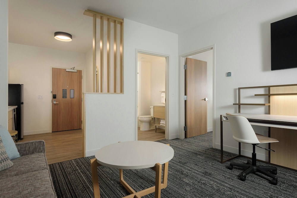 Towneplace Suites By Marriott Cincinnati Oakley - photo 24