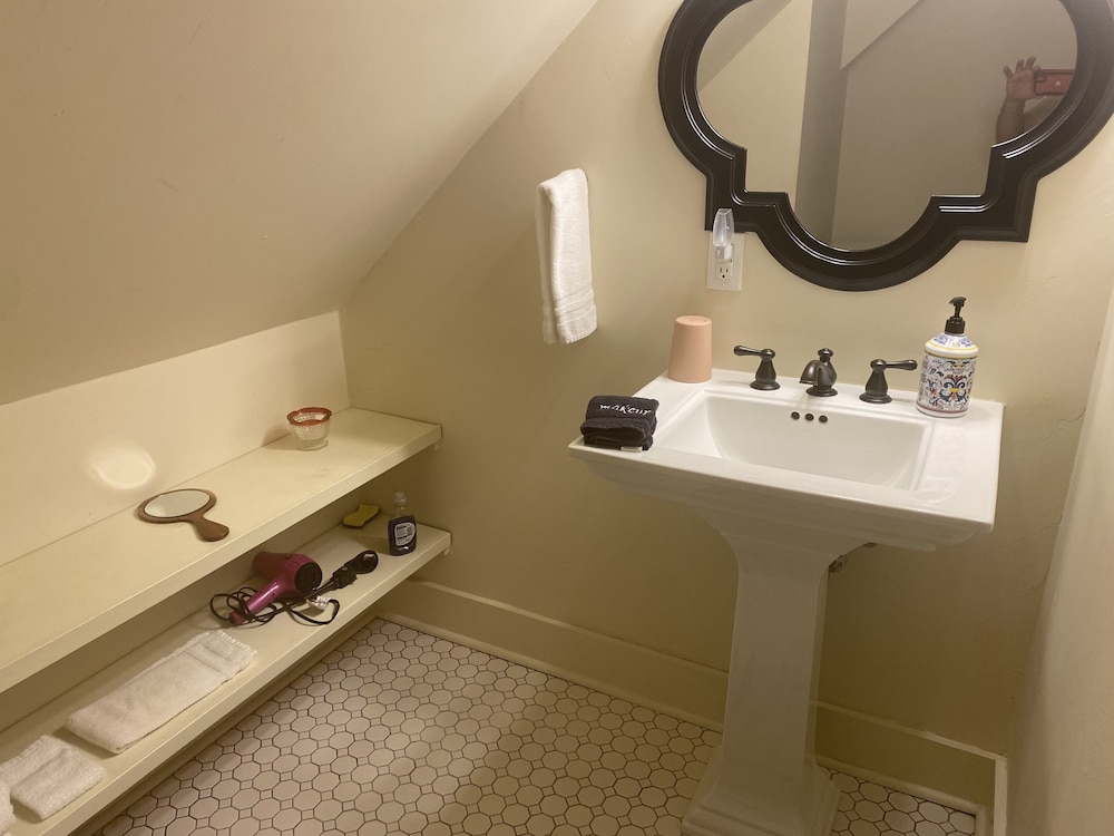 Janssen Park Place B&B - photo 16