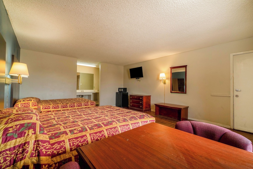 Executive Inn Mineral Wells - photo 25