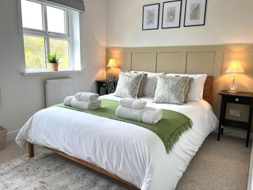 Olive Holiday Cottage Matlock — 4-Star Luxury Hotel in Matlock, United Kingdom