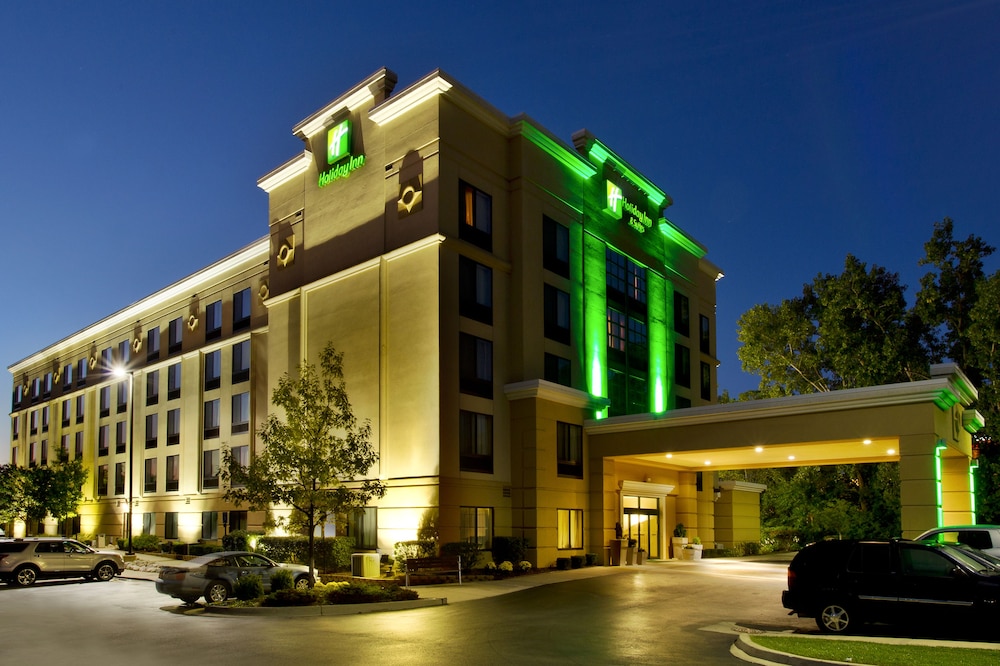 Holiday Inn & Suites Ann Arbor Univ Michigan Area by IHG - photo 49