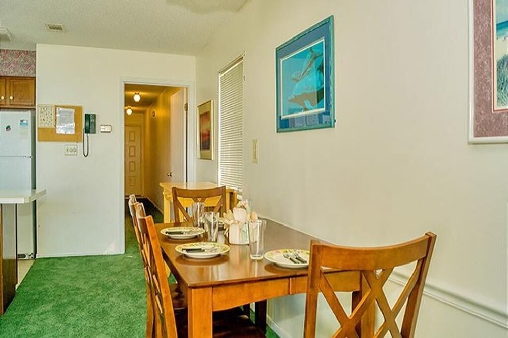 Emerald Shores Resort 2001 627850 by RedAwning - photo 10