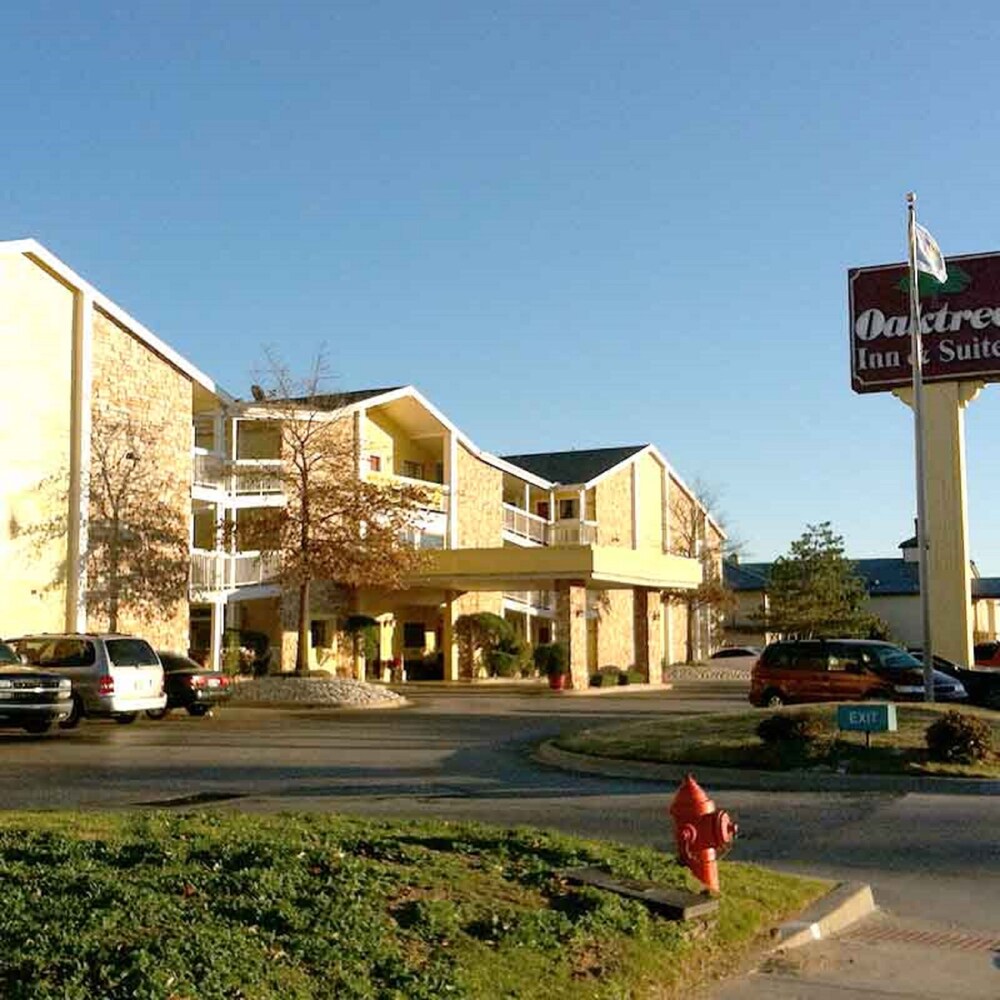 Oaktree Inn and Suites — hotel near OKC Will Rogers World Airport