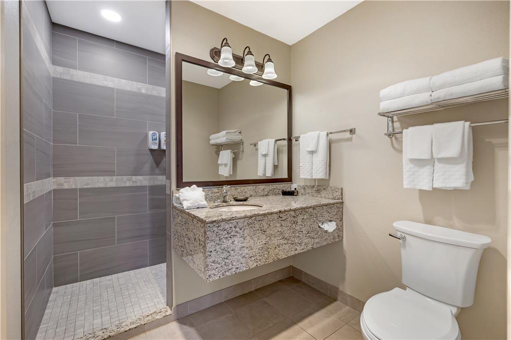 Best Western Plus Vintage Valley Inn - photo 40