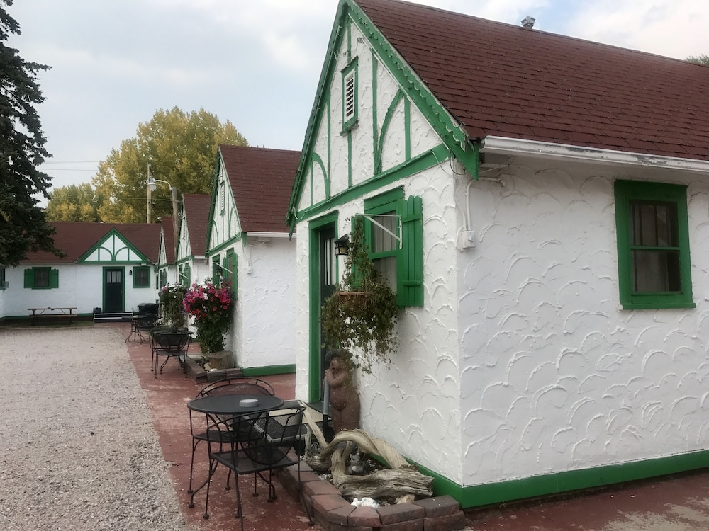 Chalet Motel - featured photo