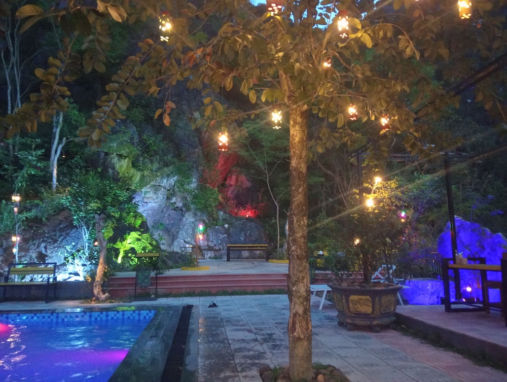 Song Toan Hotel in Hoan Lao, Vietnam