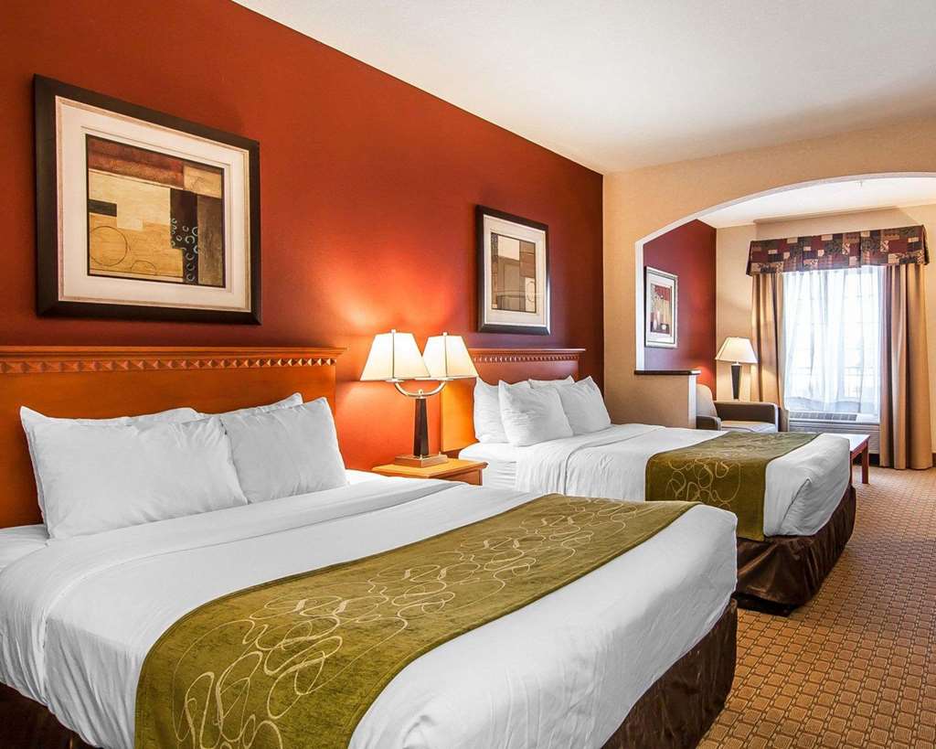 Comfort Suites Redmond Airport - photo 36