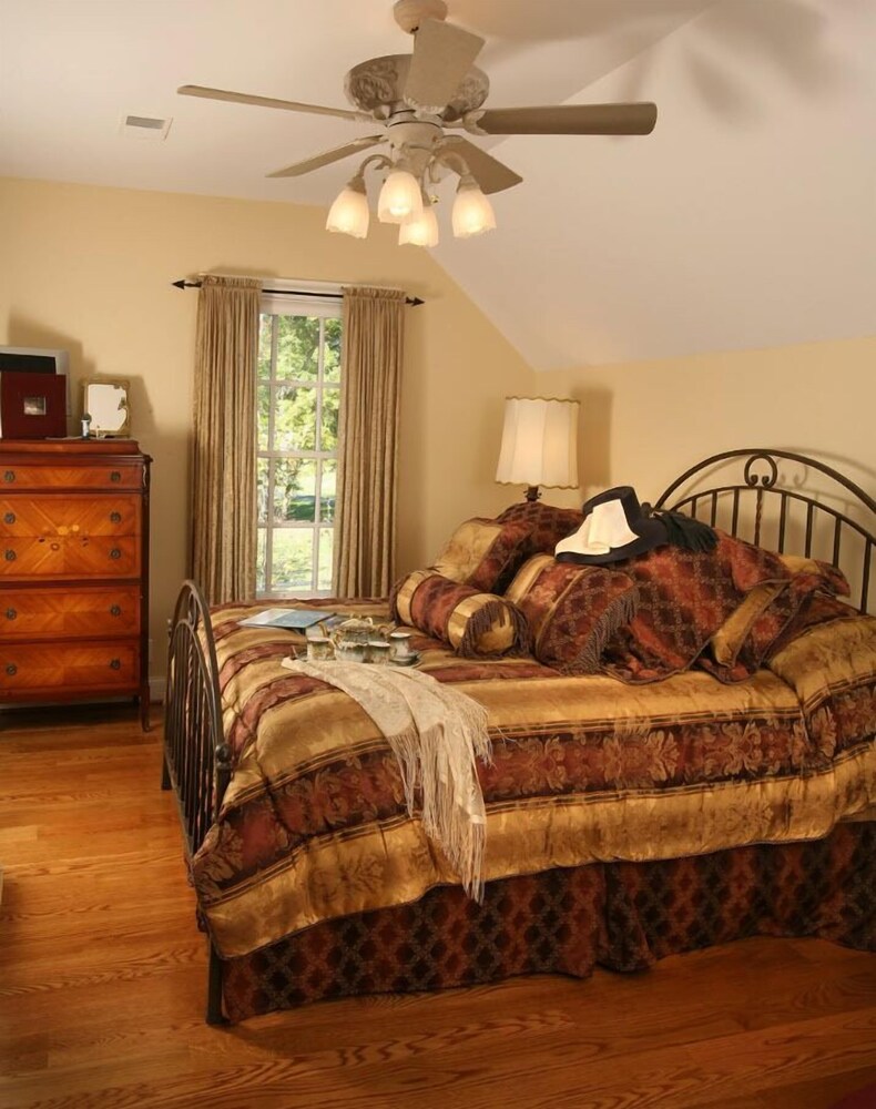 Bluegrass Country Estate - photo 7