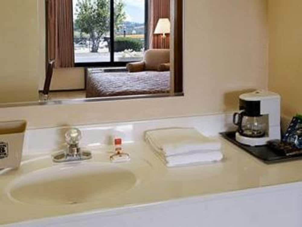 Inn of Loudon - photo 13