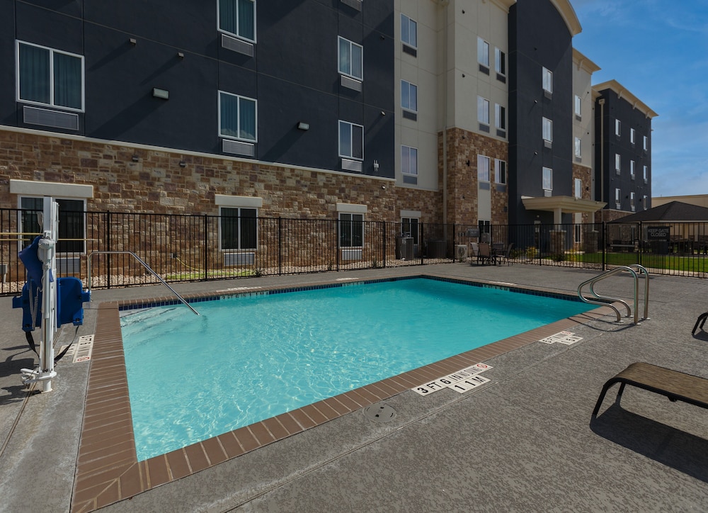 Candlewood Suites San Antonio Schertz by IHG - photo 20