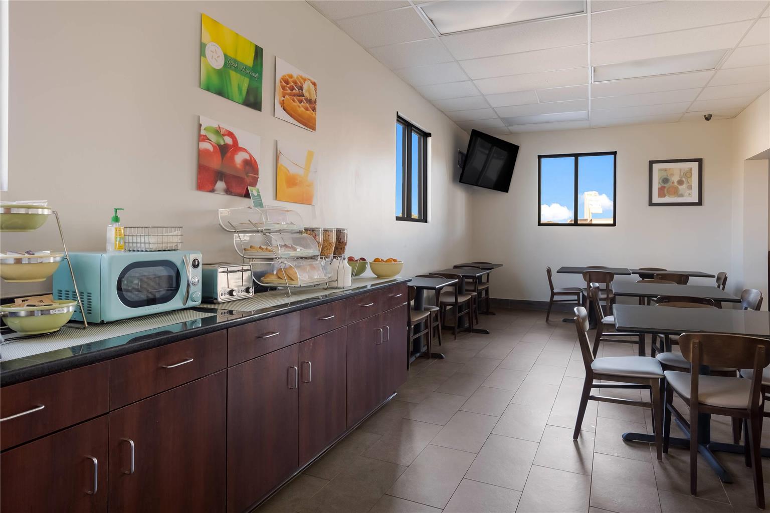 Quality Inn Hall of Fame - photo 23