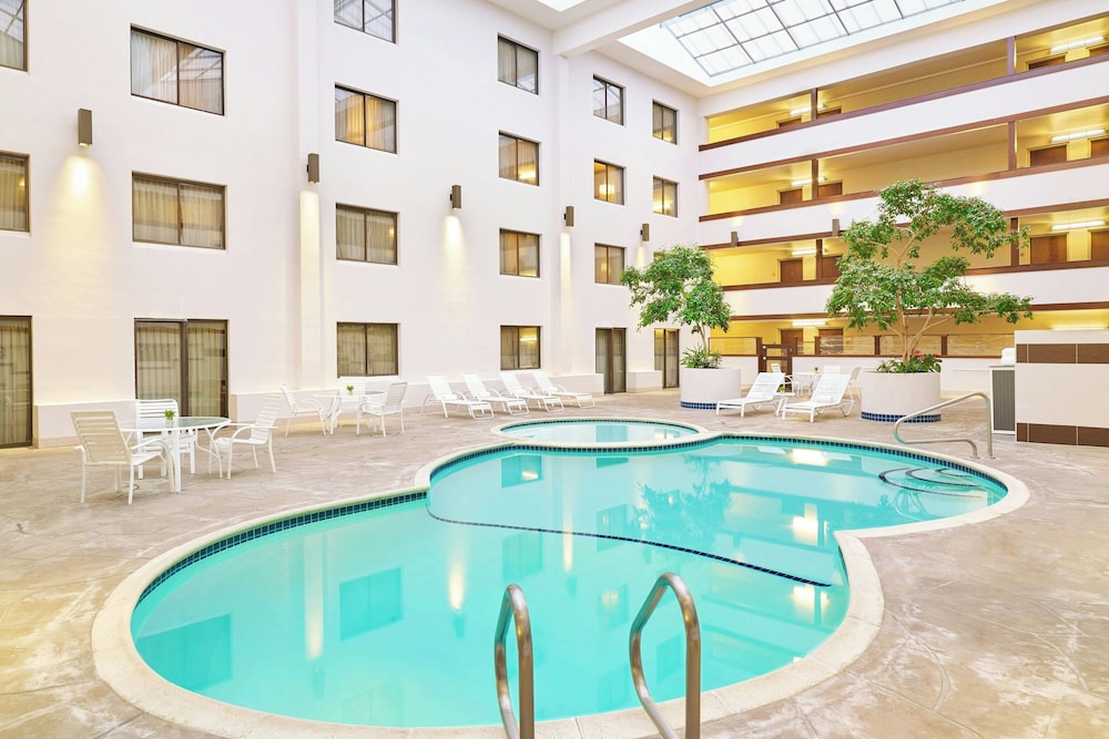 Four Points by Sheraton Bellingham Hotel & Conference Center - photo 20