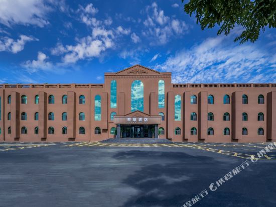 Lihao Hotel - carbon neutral hotel in Baoding