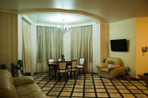 Komilfo - carbon neutral hotel in Chernivtsi