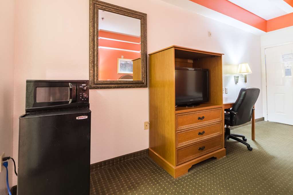Motel6 Alvarado TX - photo 15