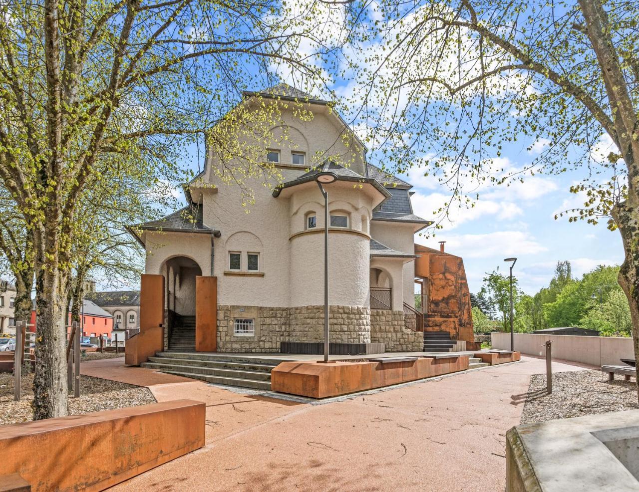 Lénger Schoul in Bascharage, Luxembourg