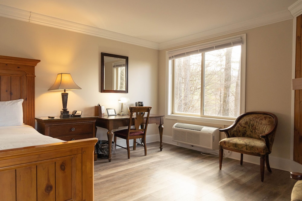 The Inn at Crestwood - photo 8