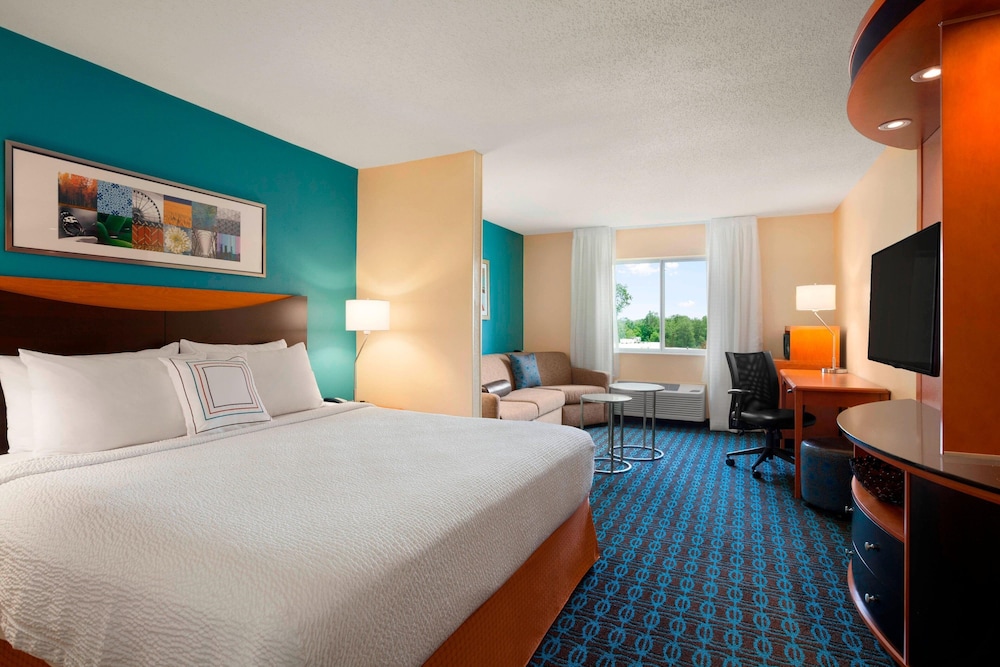 Fairfield by Marriott Inn & Suites Lansing West - photo 5