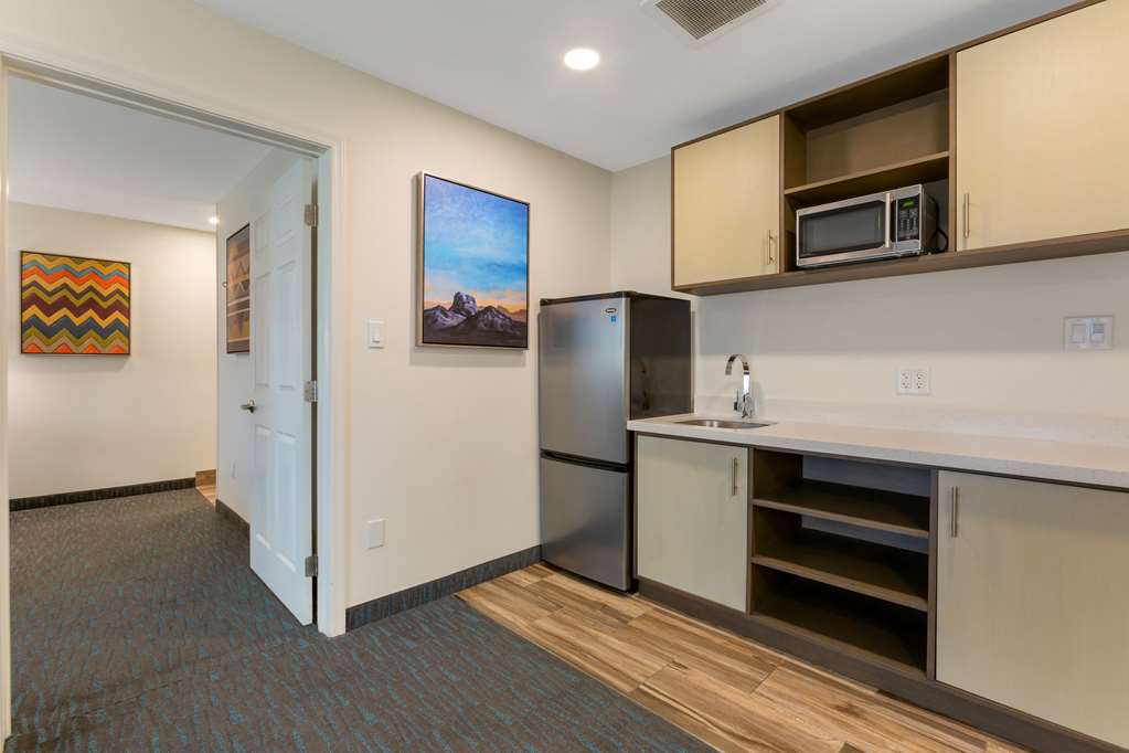 Best Western Plus Yuma Foothills Inn & Suites - photo 21