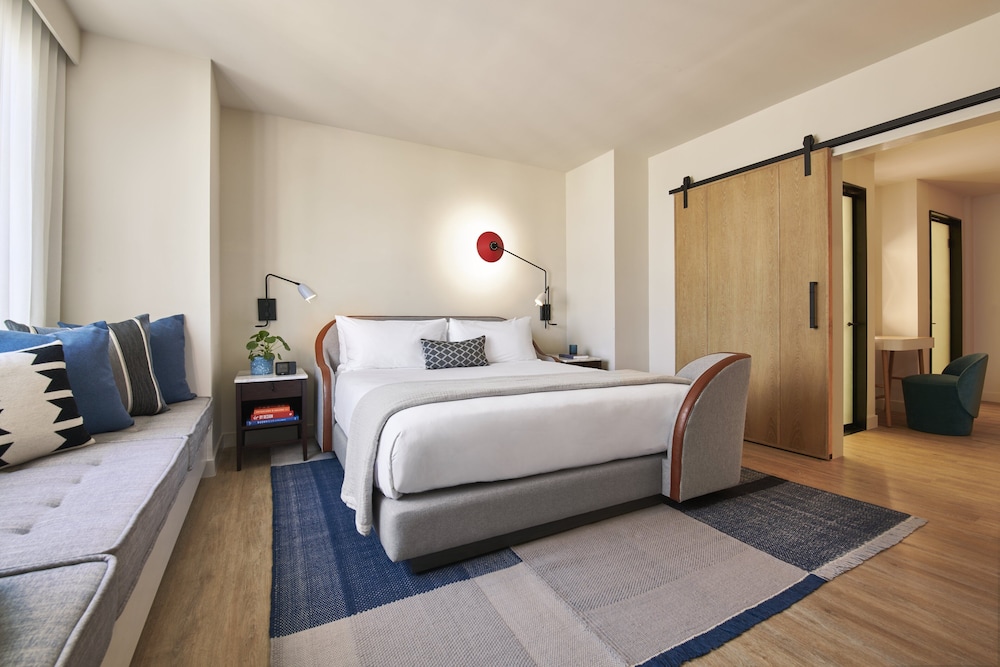 Virgin Hotels Nashville - photo 8